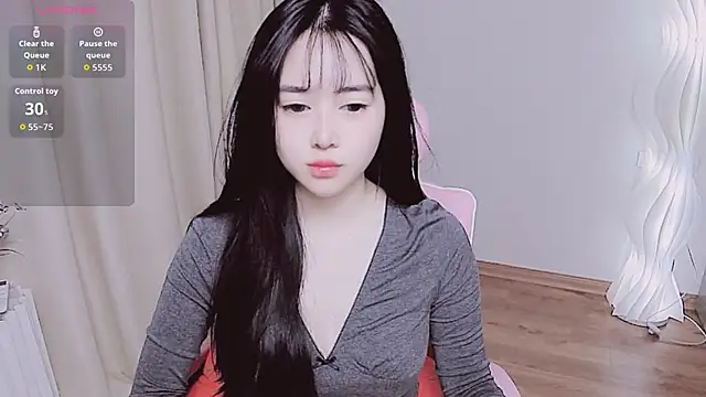 Snapshot of Miu-999 chatting on November 2025 02:10:02 AM Miu-999 online show from November 2025 02:10:02 AM