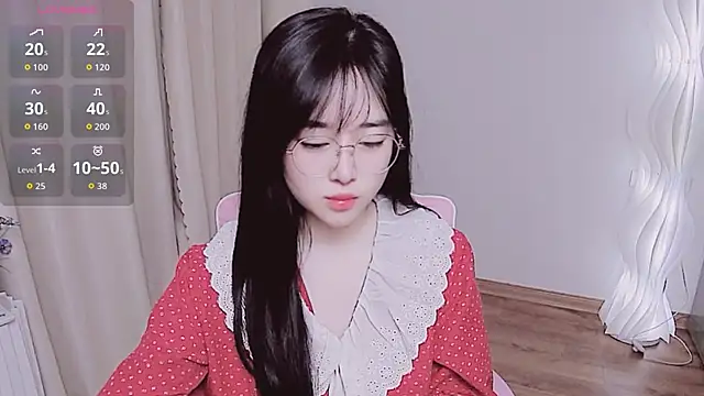 Snapshot of Miu-999 chatting on November 2025 02:09:01 AM Miu-999 online show from November 2025 02:09:01 AM