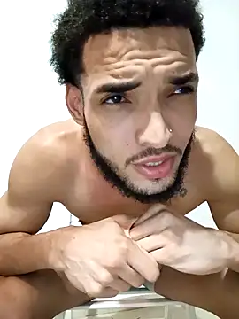 Snapshot of Utreh_ chatting on October 2025 10:54:02 PM Utreh online show from October 2025 10:54:02 PM