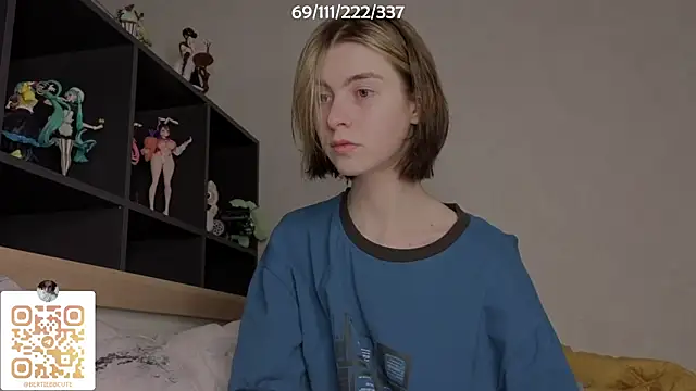 Snapshot of bertamimi chatting on October 2025 06:37:01 PM bertamimi online show from October 2025 06:37:01 PM