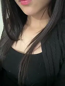 Snapshot of Desi_sara chatting on February 2026 06:02:01 AM Desi sara online show from February 2026 06:02:01 AM