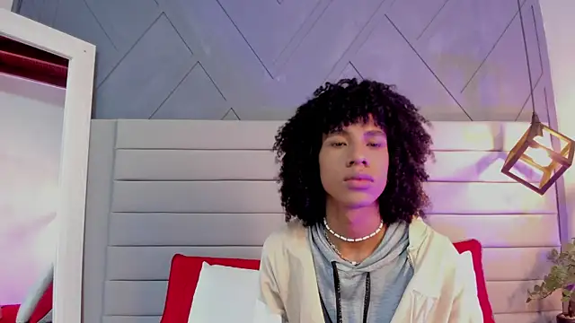 Johan gz  online show from November 2025 11:40:02 AM