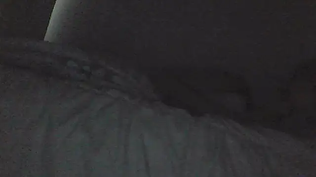 sarahkat86 online show from May 2026 10:33:02 AM
