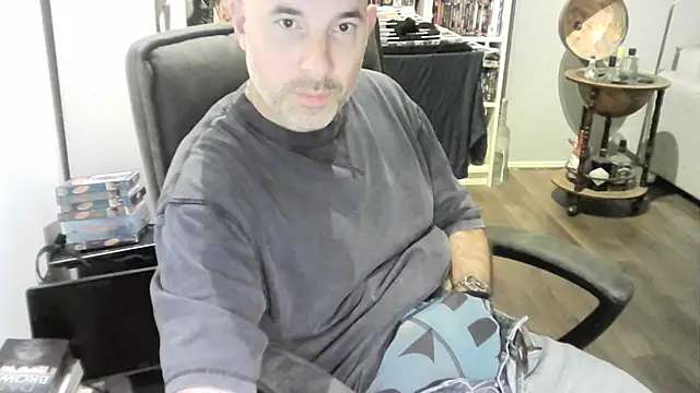 Snapshot of Chrisprngr chatting on July 2026 07:34:02 PM Chrisprngr online show from July 2026 07:34:02 PM