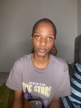 Trans fairy online show from March 2026 09:29:02 PM