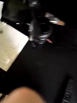 ferchiston online show from April 2026 07:17:02 PM