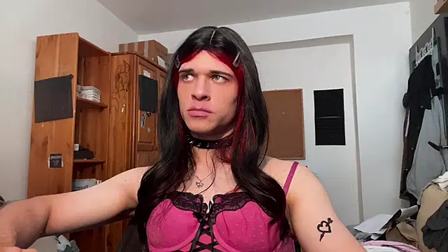 emilydee666 online show from October 2025 12:08:02 PM