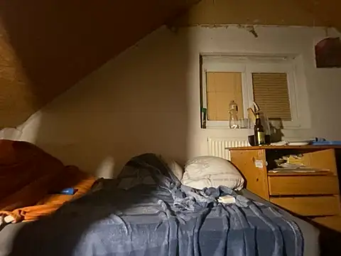 Salon1986 online show from February 2026 10:40:01 PM