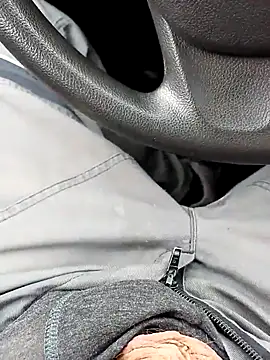 Micki2 online show from November 2025 12:26:01 PM