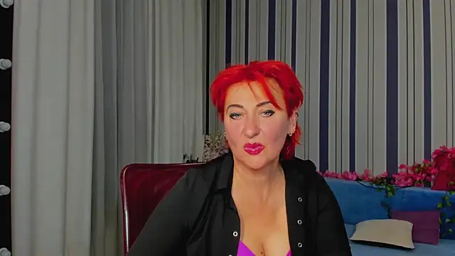 MilanaAlvis online show from November 2025 01:33:02 PM