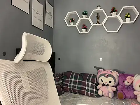 Snapshot of lelasohna chatting on November 2025 11:38:02 AM lelasohna online show from November 2025 11:38:02 AM