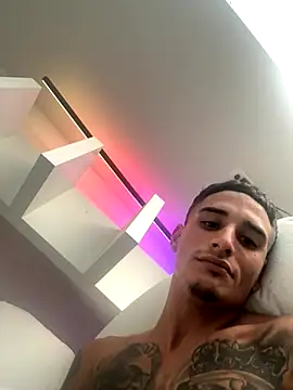 Cuban 4777 online show from October 2025 05:50:02 PM