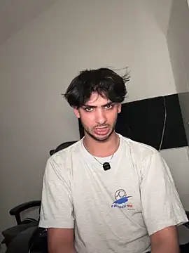 Gipsyboysteve online show from October 2025 02:01:01 AM