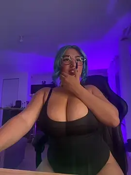 Snapshot of HATSUNE__ chatting on September 2025 07:08:02 AM HATSUNE   online show from September 2025 07:08:02 AM