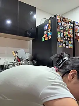 zoecams1 online show from May 2026 07:56:02 PM