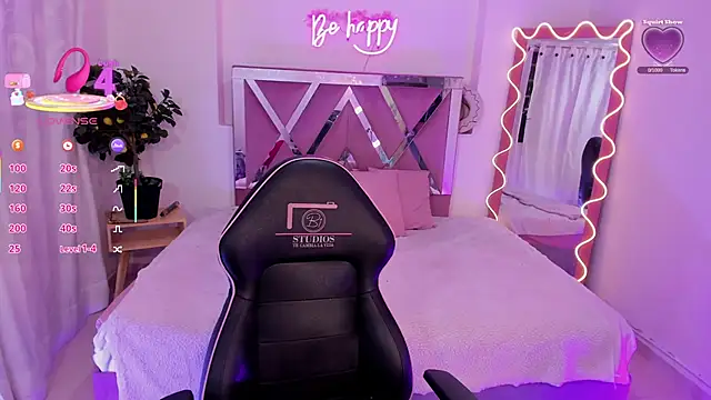 Snapshot of Shinedark_tay1 chatting on November 2025 03:07:01 AM Shinedark tay1 online show from November 2025 03:07:01 AM