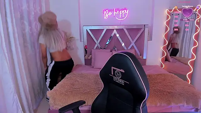 Snapshot of Shinedark_tay1 chatting on November 2025 03:10:02 AM Shinedark tay1 online show from November 2025 03:10:02 AM