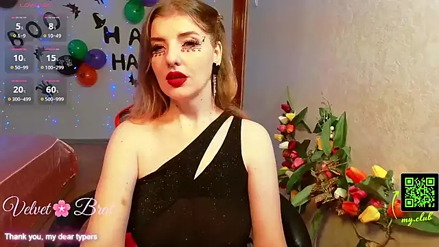 Snapshot of QueenInSilence chatting on October 2025 09:30:01 PM QueenInSilence online show from October 2025 09:30:01 PM