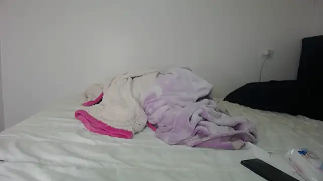 Snapshot of habdiela chatting on November 2025 08:15:01 AM habdiela online show from November 2025 08:15:01 AM