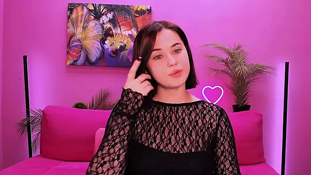 Snapshot of lil_angel_ chatting on November 2025 01:12:02 PM lil angel online show from November 2025 01:12:02 PM