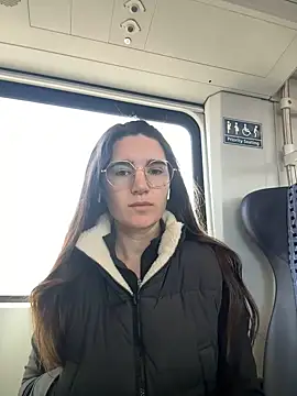 bambifarrina online show from February 2026 05:10:02 PM