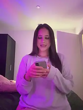 Snapshot of laylabliss chatting on November 2025 12:31:02 AM laylabliss online show from November 2025 12:31:02 AM