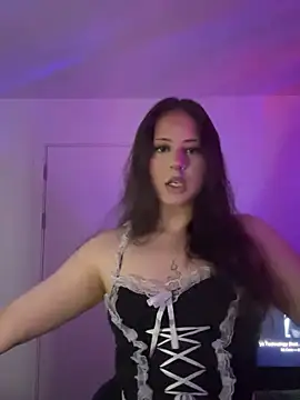 Snapshot of laylabliss chatting on November 2025 12:21:01 AM laylabliss online show from November 2025 12:21:01 AM