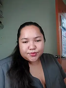 Snapshot of LianaCruzado chatting on May 2026 06:43:01 AM LianaCruzado online show from May 2026 06:43:01 AM