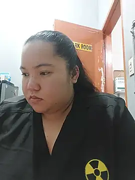 LianaCruzado online show from July 2026 02:08:02 PM