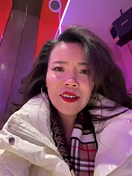 anna yngs online show from March 2026 06:42:02 AM