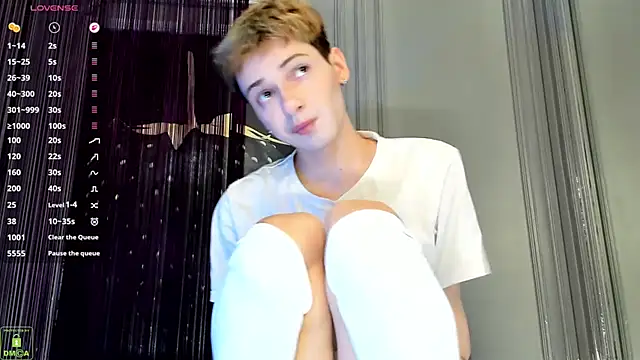 ColeStorm online show from December 2025 04:40:02 AM