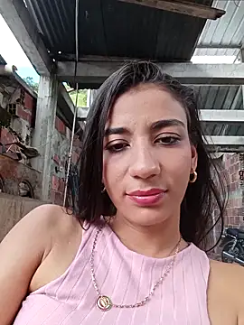 Snapshot of -juicy_ chatting on October 2025 07:23:01 PM -juicy online show from October 2025 07:23:01 PM