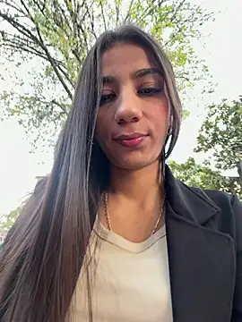 -juicy  online show from February 2026 10:14:02 PM