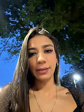 -juicy  online show from March 2026 11:17:01 PM