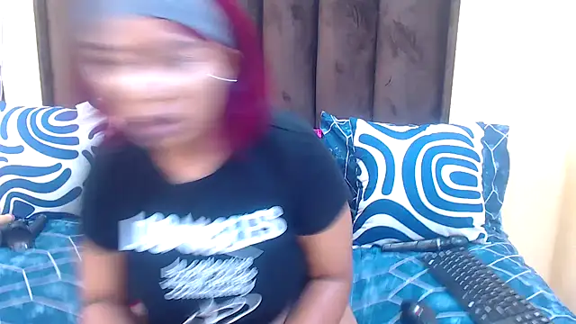 AfricanQueenxx40 online show from February 2026 03:02:01 AM