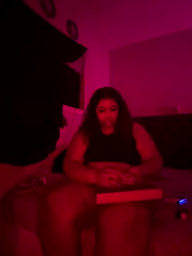 1n0nlythroat online show from October 2025 02:20:01 AM