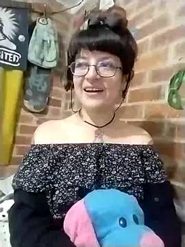  Alaskamisa online show from October 2025 02:12:01 AM