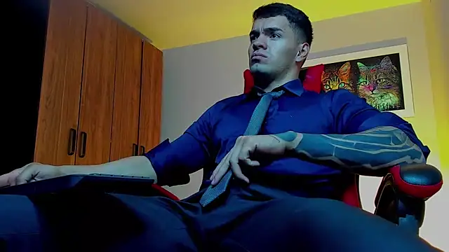 ALPHA DOMINUS  online show from September 2025 04:01:02 AM