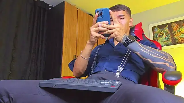 ALPHA DOMINUS  online show from September 2025 03:44:02 AM