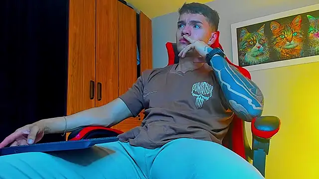 ALPHA DOMINUS  online show from October 2025 03:59:02 AM