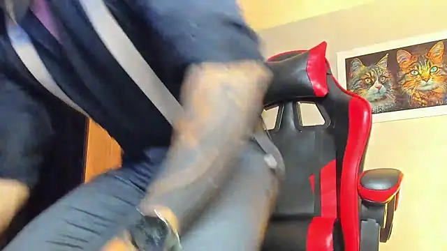 ALPHA DOMINUS  online show from November 2025 04:22:02 AM