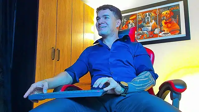 ALPHA DOMINUS  online show from November 2025 03:39:01 AM