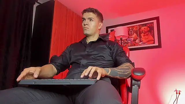 ALPHA DOMINUS  online show from February 2026 05:04:01 AM