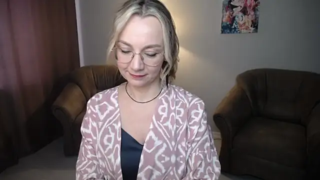 Ava Elior online show from June 2026 10:40:01 AM