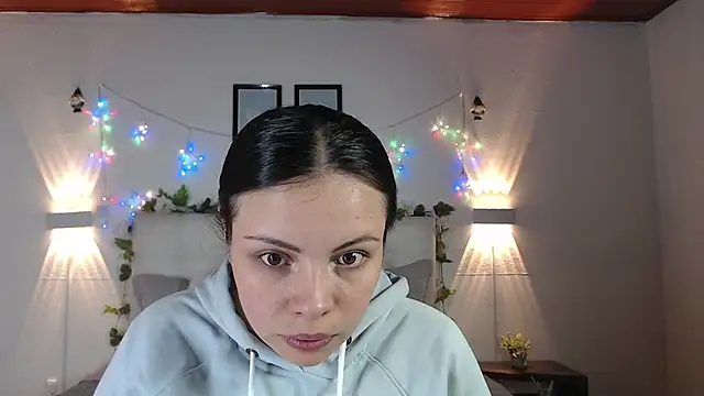 Megan 05  online show from April 2026 02:11:01 PM