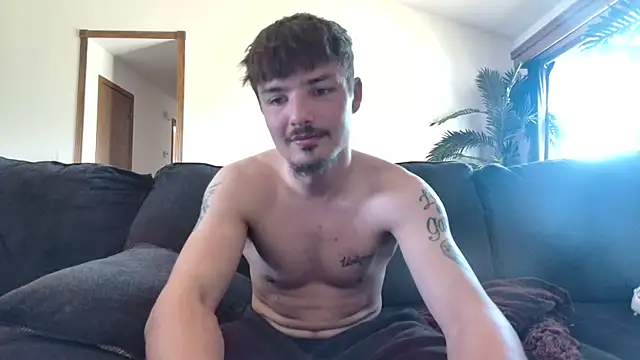 Snapshot of derekmontana2 chatting on April 2026 05:41:02 PM derekmontana2 online show from April 2026 05:41:02 PM