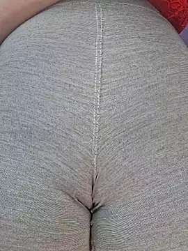 Lady Sofhia online show from April 2026 10:36:01 PM