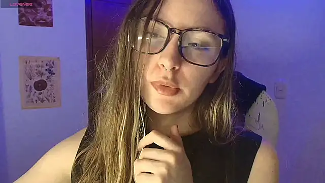 velvet  moon online show from March 2026 04:14:02 AM