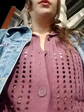 miss berlyn online show from September 2025 03:11:01 AM