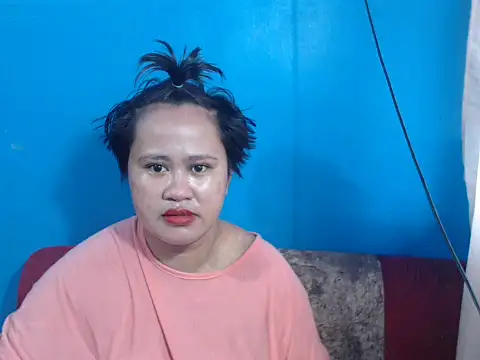 Marianne9822 online show from December 2025 05:12:02 AM